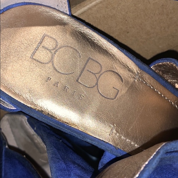 BCBG Bleu and Black Platform Heels - Picture 4 of 7